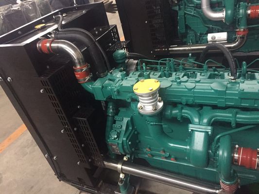 Set de gerador a diesel Weichai Deutz de 120 kW com corrente nominal de 180 A e sistema de refrigeração por água