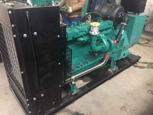 Set de gerador a diesel Weichai Deutz de 120 kW com corrente nominal de 180 A e sistema de refrigeração por água