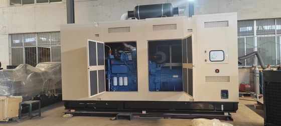 Injeção de direção 1000KVA Guangxi Yuchai alto-falante silencioso gerador a diesel definido para freqüência 50/60HZ