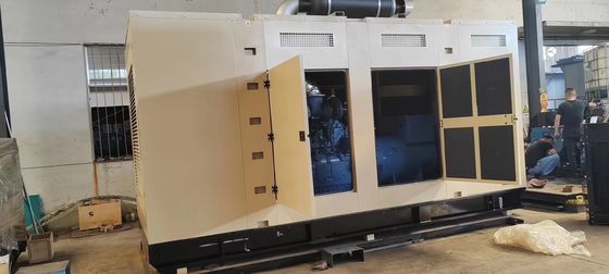 Injeção de direção 1000KVA Guangxi Yuchai alto-falante silencioso gerador a diesel definido para freqüência 50/60HZ