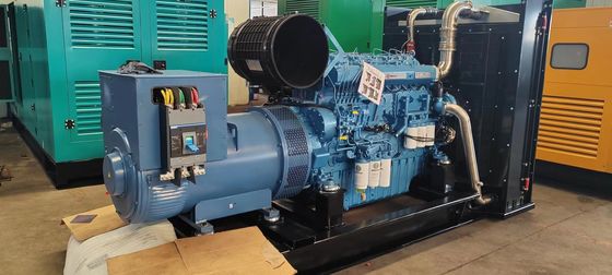 Conjunto de gerador diesel de 550 kW com certificação ISO9001 e sistema portátil de refrigeração a água